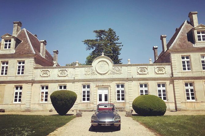 3H private city tour of Bordeaux and vineyard in a Citroën DS - Chateau visit: what you actually get inside