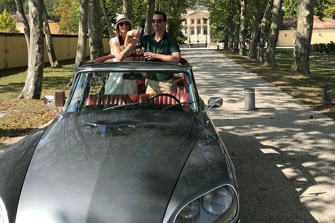3H private city tour of Bordeaux and vineyard in a Citroën DS - Should you book the Bordeaux Classic Cars Citroën DS tour?