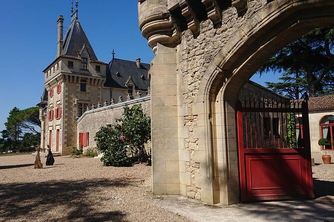 A day in Saint-Émilion and its Châteaux in a private tour (Van Luxe) - Château Canon: a Premier Grand Cru Classé stop with built-in story