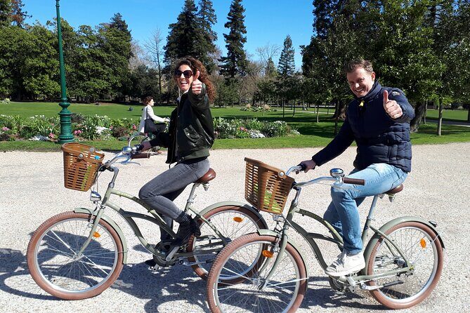 Bordeaux bike tour "The Best of Bordeaux" - A bike loop that gives you Bordeaux context fast