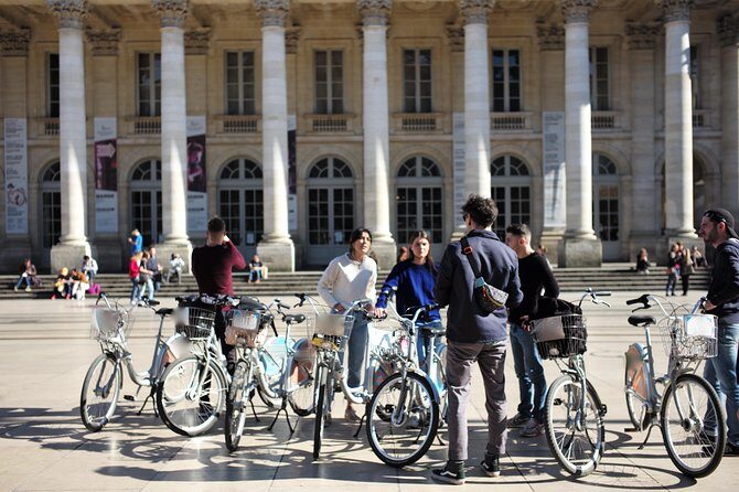 "Bordeaux by bicycle: a 3-hour tour immersive experience" - Should you book this Bordeaux bicycle tour?