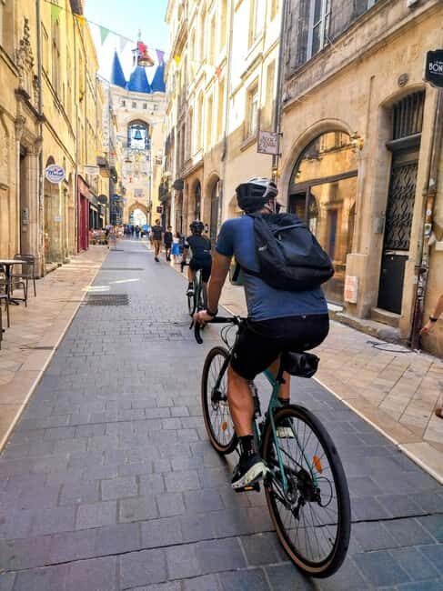 Bordeaux by Gravel Bike : Historic center & vineyards - Key highlights to know