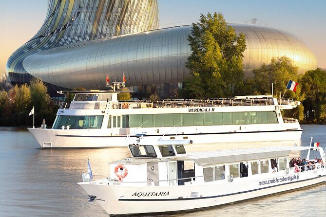Bordeaux by the Water commented cruise - Price and value: $17.45 for a guided view of the port city