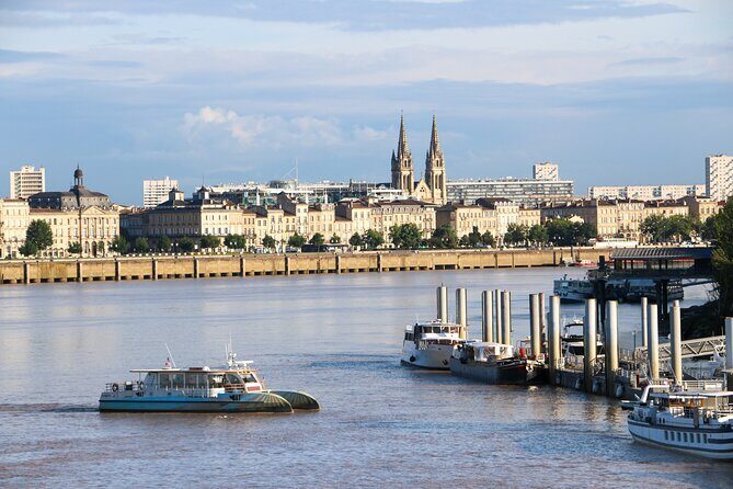 Bordeaux City - Private Guided Walking Tour with Local Sophia - Stop-by-stop: from Saint-Andre to Grand Théâtre