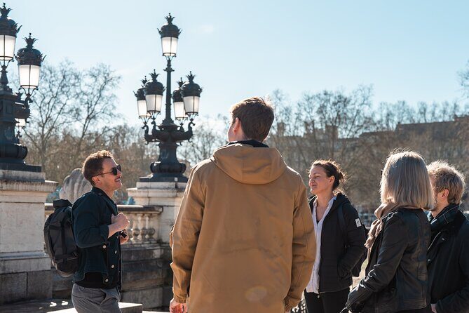 Bordeaux Food and Wine Tour : Authentic Artisanal Flavors - Small group size (max 10) and why it changes everything