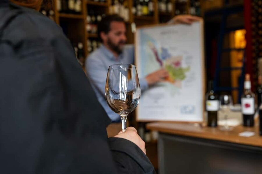 Bordeaux : Food and Wine Tour - Authentic Artisanal Flavors - Wine & cheese workshop with a sommelier: learning what to look for
