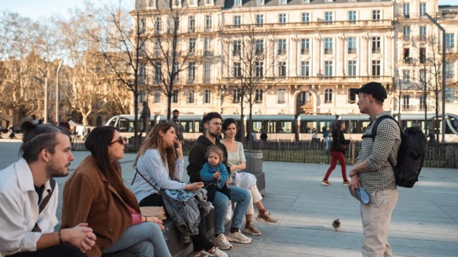 Bordeaux : Food and Wine Tour - Authentic Artisanal Flavors - Bordeaux landmarks between tastings: cathedral, Place Gambetta, and Grosse Cloche