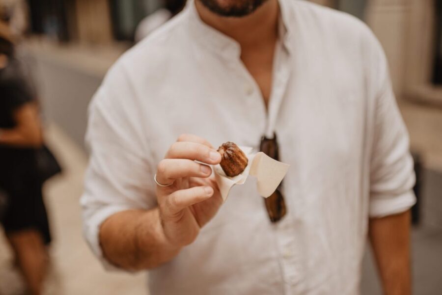 Bordeaux: Food Tour in the Historic District - Key things to love about this Bordeaux food tour