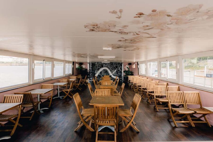 Bordeaux: Garonne River Yacht Cruise with Brunch - Why a Garonne Brunch Cruise Beats a Regular Sunday Meal