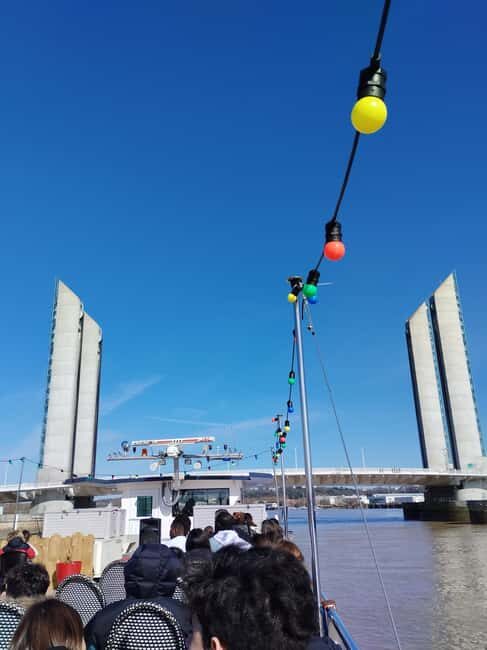 Bordeaux: Guided River Cruise - Meeting at Pontoon Honneur: Easy Start, Calm Pace