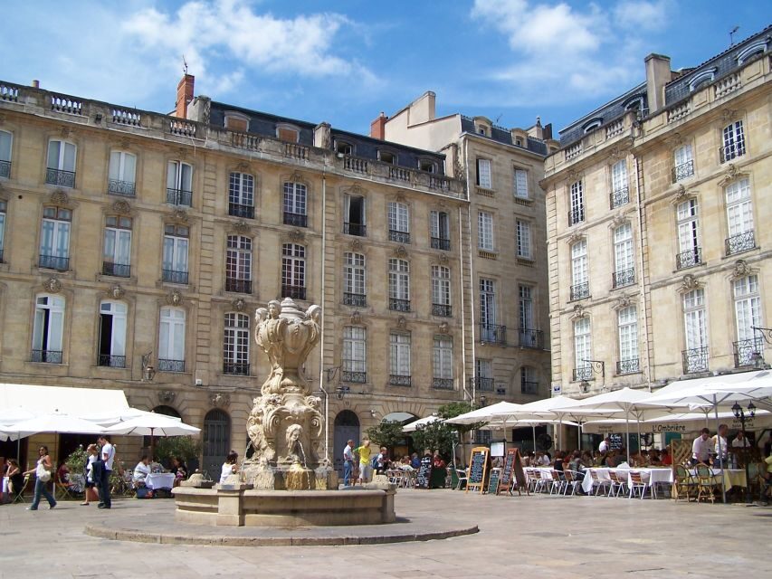 Bordeaux: Guided Walking Tour - Bilingual Timing: How to Choose Morning vs Saturday