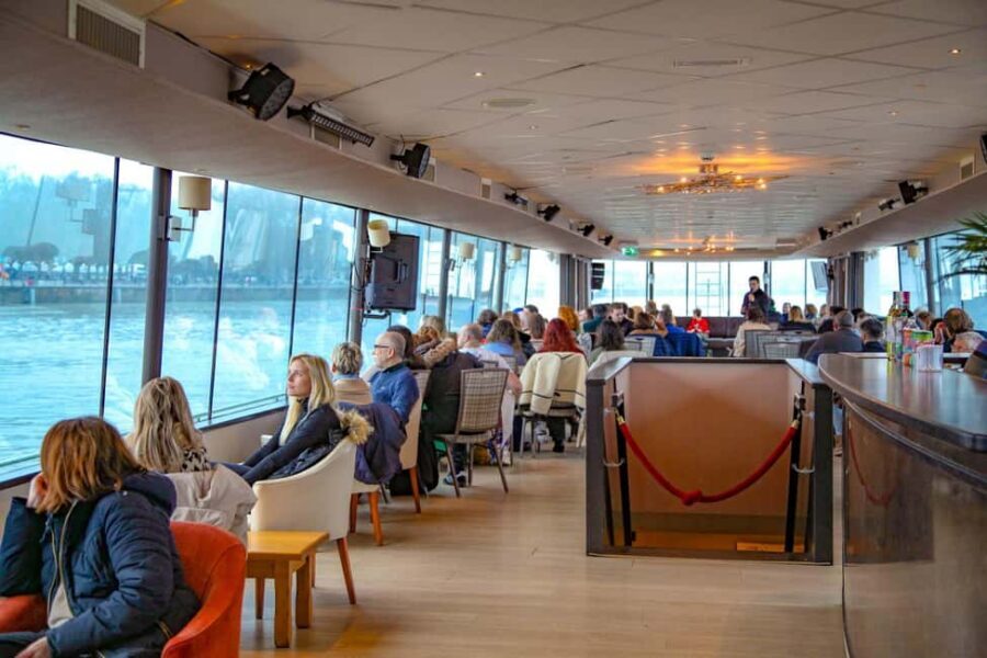 Bordeaux: Guided Wine and Canelé Discovery Cruise - The latter half: ports, modern bridges, and the wine time on the Garonne