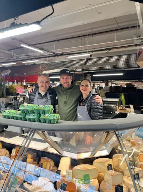 Bordeaux: Market Food Tour all included food & drinks - The market visit (Capucins style): where freshness and choices meet