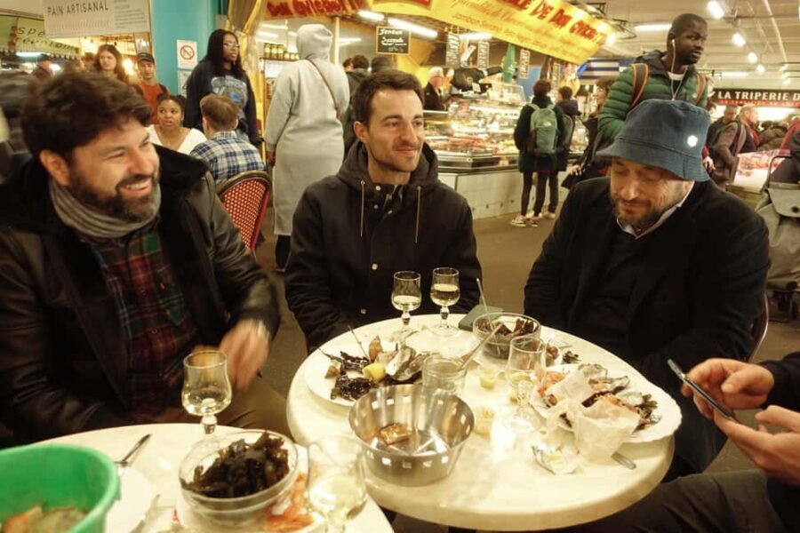 Bordeaux: Market Food Tour all included food & drinks - Small-group touring and the guide factor (Joshua comes up a lot)