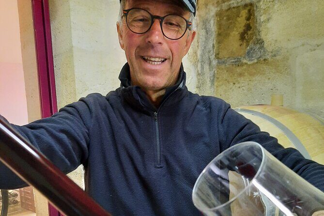 Bordeaux Médoc Region Private Wine Lovers Tour with Chateau Visits & Tastings - Pickup, Drop-Off, and the Smart Casual Dress Code Reality Check