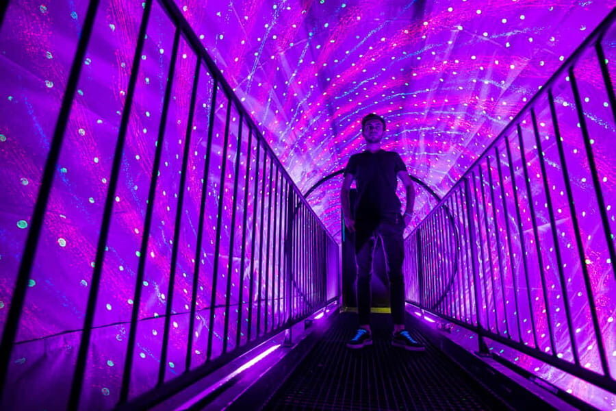 Bordeaux: Museum of Illusions Entry Ticket - Holograms and perspective puzzles: the science part without the lecture