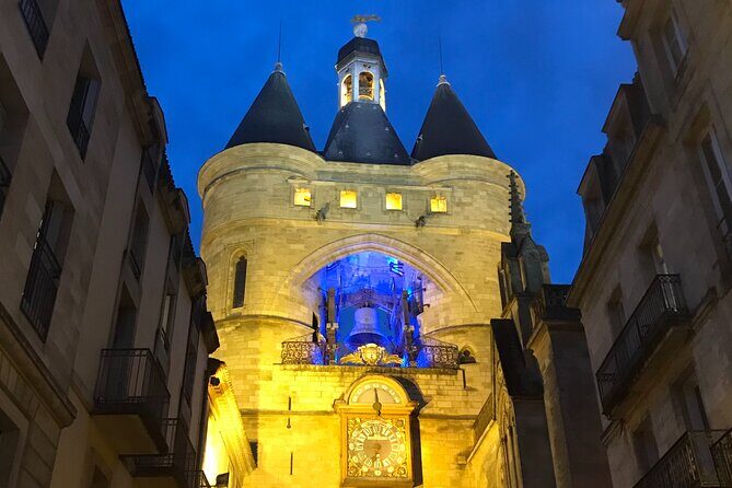 Bordeaux Organic Food Tour - French Apéro Style - Stop 4: Basilique Saint-Michel—Chocolatine time on the move