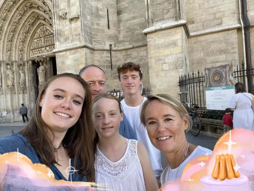 Bordeaux: Outdoor Escape Game - Le Canelé d'Or - How Le Canelé d’Or plays: puzzles, clues, and constant phone checks