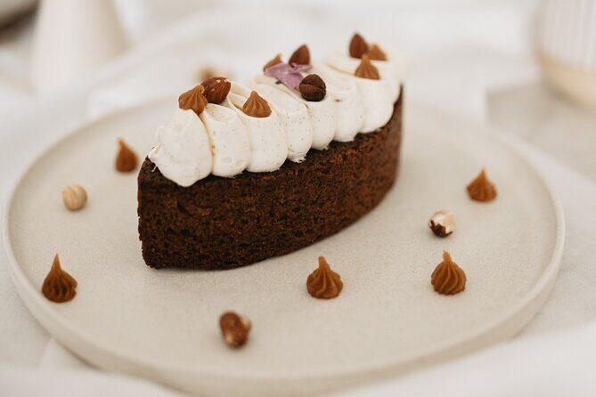 Bordeaux Private Baking Class : A Journey Into French Pastry - Getting instruction in English, French, or Spanish
