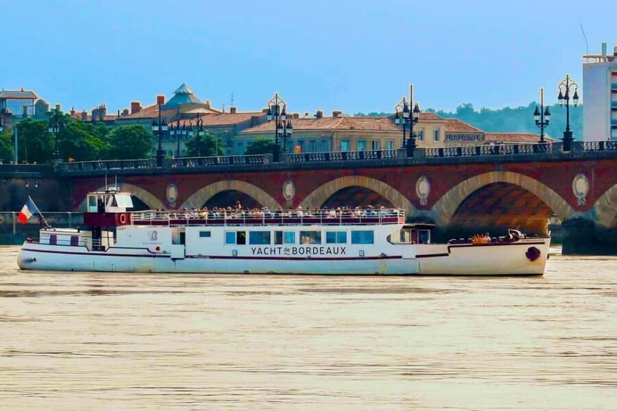 Bordeaux: River Garonne Cruise with Glass of Wine and Canelé - A 90-Minute Route That Sees the Best Hits First