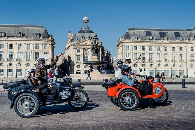 Bordeaux Sightseeing Private Sidecar Guided Tour - Stop 2: Porte Cailhau for Quick Photo Moments