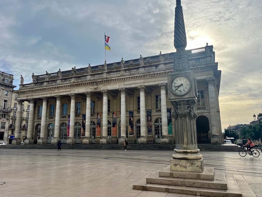 Bordeaux: Small group - Guided Walking Tour - Cannelé and Bordeaux patisseries: getting the sweet spot (without guessing)