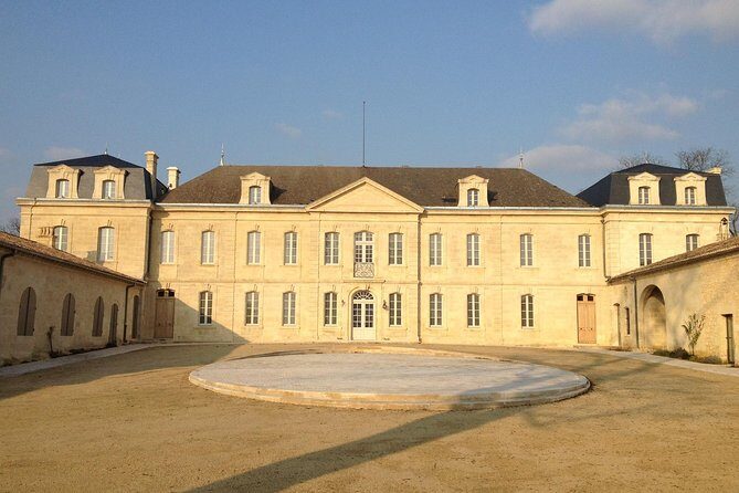 Bordeaux Super Saver Wine Tasting class and St Emilion region - Pace, group size, and the van factor (aka why time can feel tight)