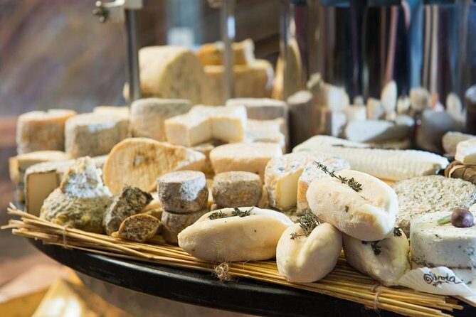 Bordeaux Sweet & Savory Food with Wine Tasting Tour - A 4-Hour Bordeaux Bite-and-Sip Format That Works on a Tight Schedule