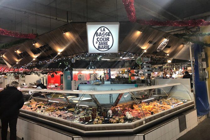 Bordeaux Sweet & Savory Food with Wine Tasting Tour - What You’ll Taste: Wine, Cheese, and Bordeaux Specialty Bites