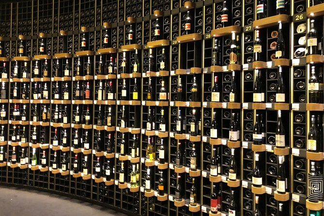 Bordeaux Sweet & Savory Food with Wine Tasting Tour - Meeting in the Old Town: Where the Walk Gets Going