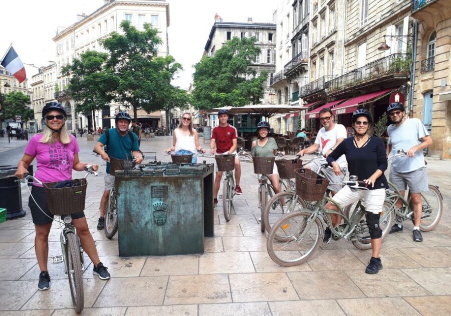 Bordeaux: Top Landmarks & Historic Bike Tour - Key highlights to know before you pedal