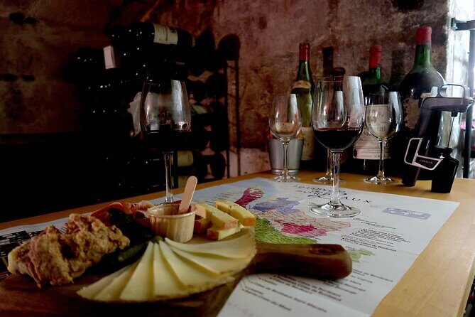 Bordeaux Wine Tasting – Discover Old Vintages - Bordeaux old vintages: what this tour really delivers