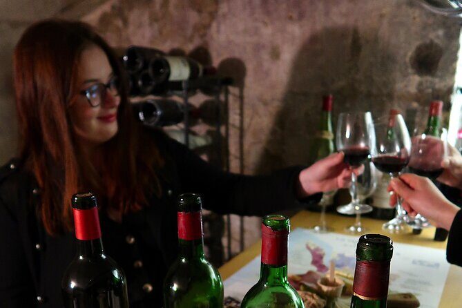 Bordeaux Wine Tasting – Discover Old Vintages - How the guide experience feels in a group of 10