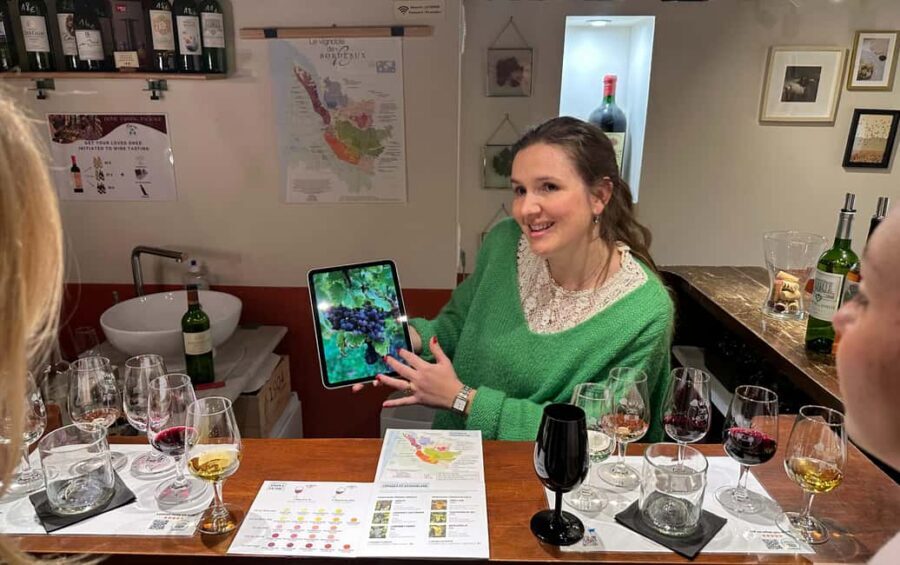 Bordeaux wines : tasting with 4 white wines and cheeses - Who Should Book (and Who Might Want a Different Format)