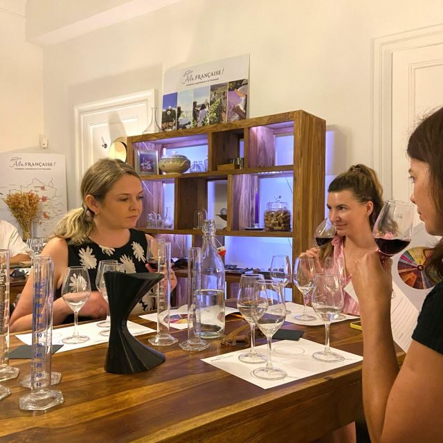 Bordeaux:Wine Masterclass & Blending workshop with appetizer - Where you meet at À la Française in Bordeaux (and why it matters)