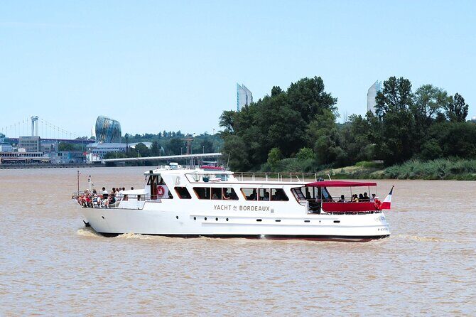 Brunch and cruise on the Garonne in Bordeaux - The brunch + cruise idea: why it’s a smart Bordeaux Sunday