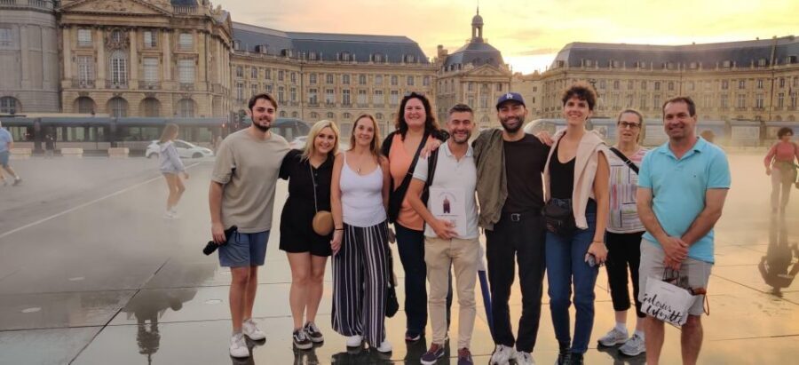 Exclusive! Bordeaux: Nighttime Highlights Walking Tour - Medieval Gates to Revolution Stories: The City’s Arc