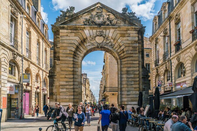 Food & History Tour in Bordeaux Old Town with Local Guide - Bordeaux in One Tasty Walk: The 3.5-Hour Rhythm