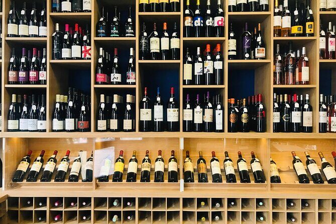 Food & History Tour in Bordeaux Old Town with Local Guide - Price and Value: Is $152.48 Worth It?