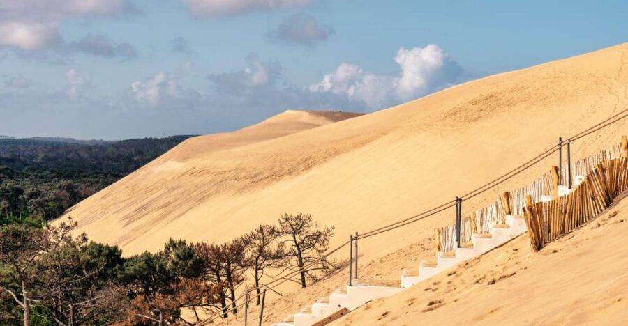 From Bordeaux: Arcachon Bay Full Day Tour and Oyster Lunch - Arcachon Winter Town Villas: Why Those 19th-Century Houses Exist