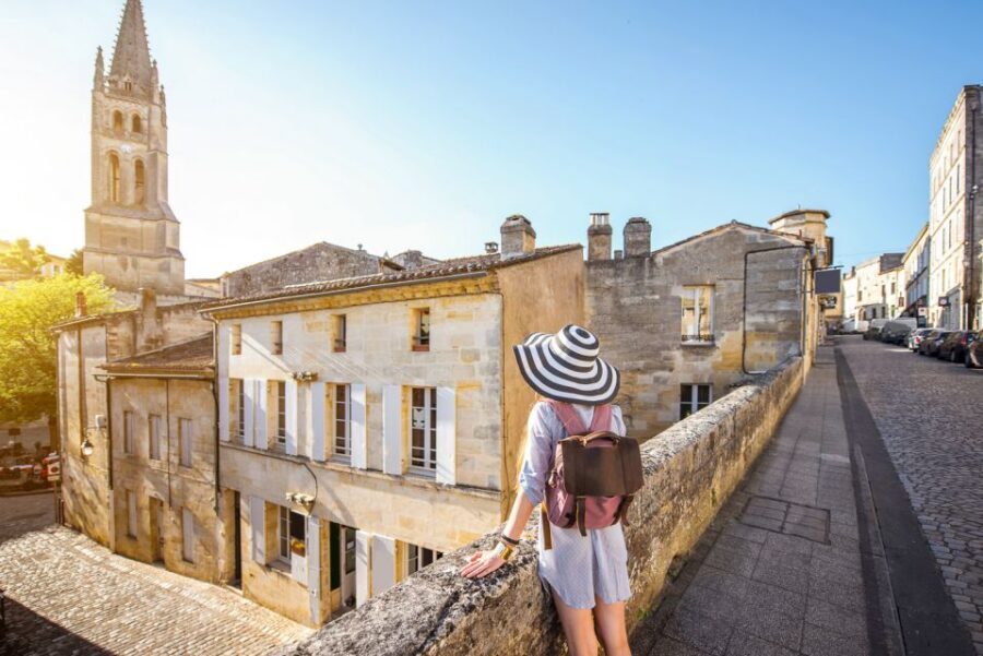 From Bordeaux: St. Emilion Village Half-Day Wine Tour - Starting in Bordeaux: the convenient meetup and the Mercedes van ride