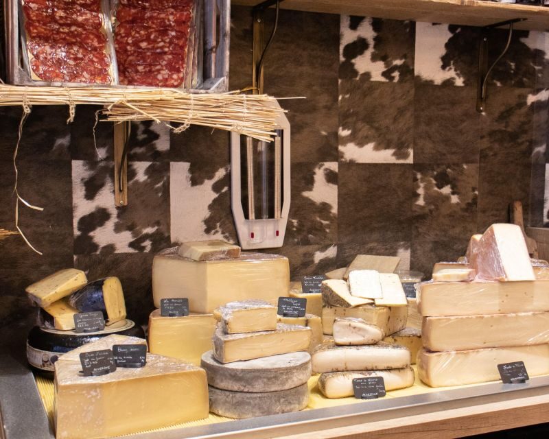 Full-Day Bordeaux gourmet tour & 2 chateau Medoc - Bordeaux on foot: history you can actually use, plus three food tastings