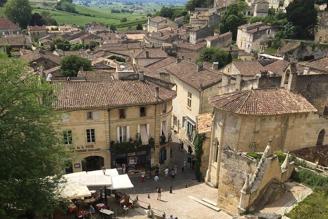 Half-day tour to Saint Emilion, a UNESCO site, with a private guide - What to bring to taste smarter (and stay comfortable)