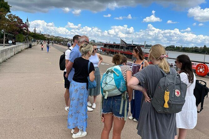 Highlights of Bordeaux Walking Tour + Wine & Cheese Tasting - Place du Parlement and Place Fernand Lafargue: squares that show how Bordeaux breathes
