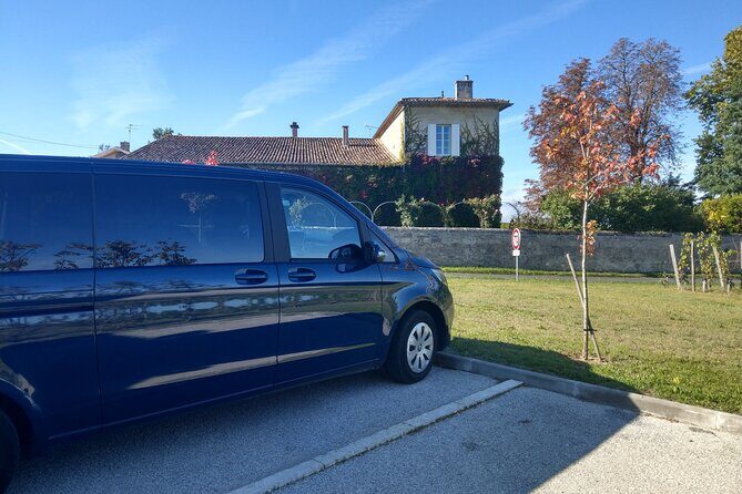 Medoc Region Wine Day Trip with Vineyard Visits & Tastings from Bordeaux - Stop 1: Margaux or St. Julien and Your First Taste of the Left Bank