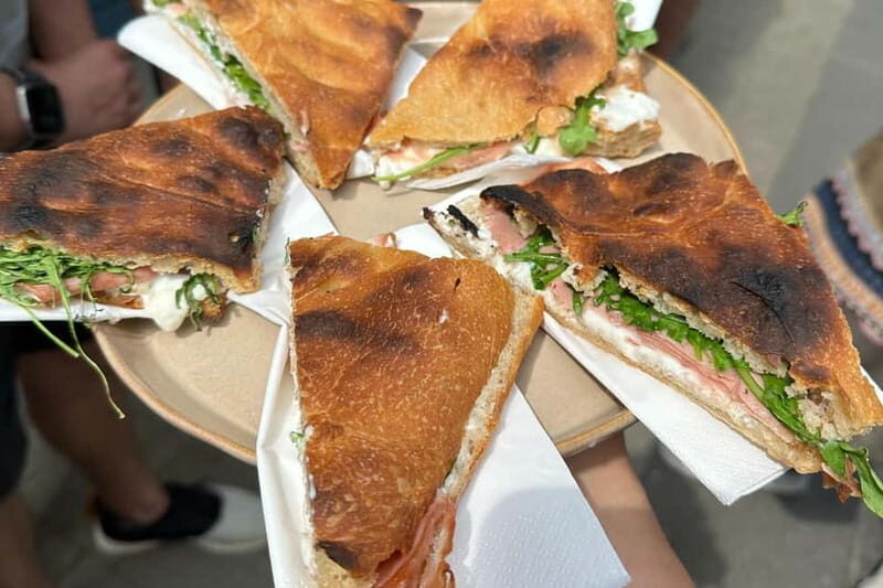 No Diet Club : Bordeaux Food Tour in Bordeaux center ! - Guides that make it more than food: Fiona, Amélina, Audrey