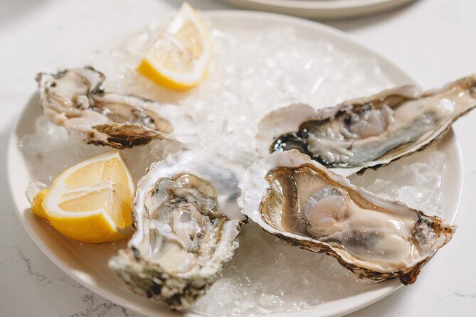 Private Arcachon Full-Day tour, from Bordeaux - Arcachon free time: pick a lunch plan with the right view