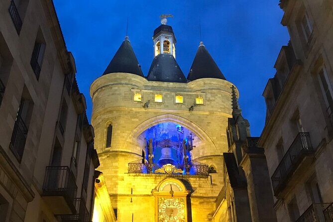 Private - Best of Bordeaux Walking Tour + Glass of Bordeaux Wine - Place de la Bourse: the classic ending that feels earned