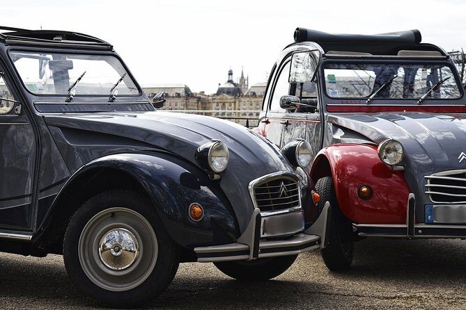 Private City Tour of Bordeaux in a Citroën 2CV - 1h30 - Guide energy matters: what makes the tour feel worth it