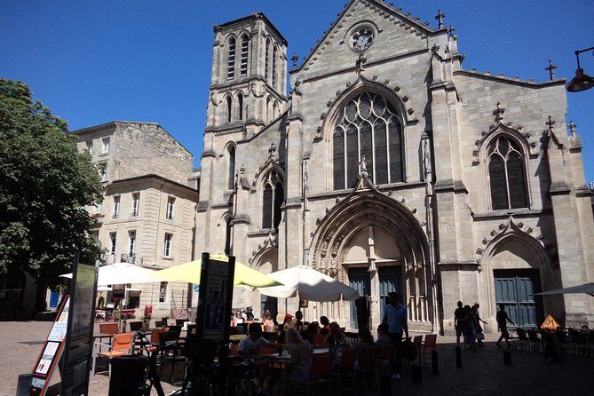 Private tour of Bordeaux by a Bordeaux historian - Grand Théâtre and Place des Quinconces: monuments that explain civic ambition